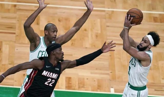 博鱼体育官网-回合制东决令人抓狂！天王山之战轮到热火赢球？