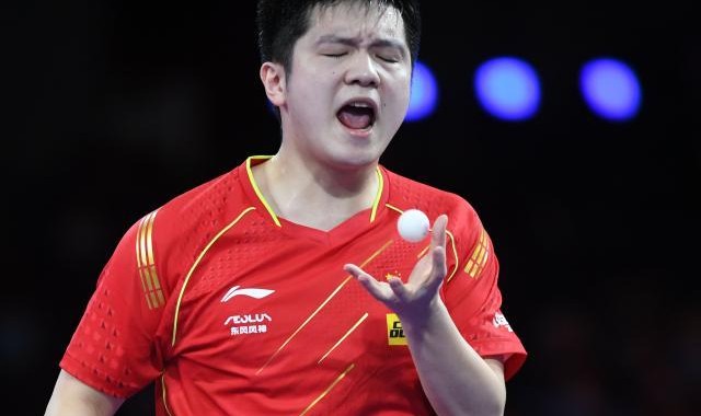 博鱼体育官网-樊振东“内战”连闯关 将与梁靖崑争世乒赛决赛名额